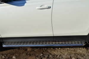 Toyota RAV 4 2013- Пороги труба  d42 с листом TR4L-001285